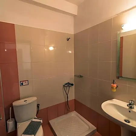 Zeus Hotel 4*